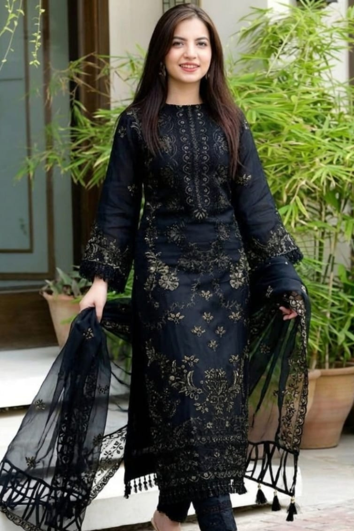 Black Noir Embroidered Lawn Unstitched 3 Piece Suit with Embroidered Chiffon Dupatta for Women
